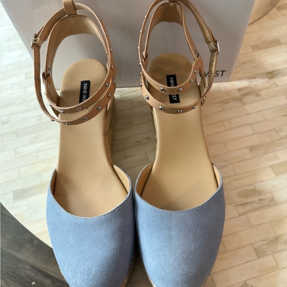Blue and Tan Suede Espadrille Flats - Picture 6 of 7